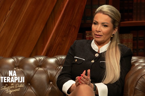 (VIDEO) "VIDELA SAM BELU SVETLOST KOJA ME JE BUDILA" Olja Karleuša o borbi za život i teškoj dijagnozi: "Pobedila sam bolest i nastavila da uživam u životu sa svojom porodicom"