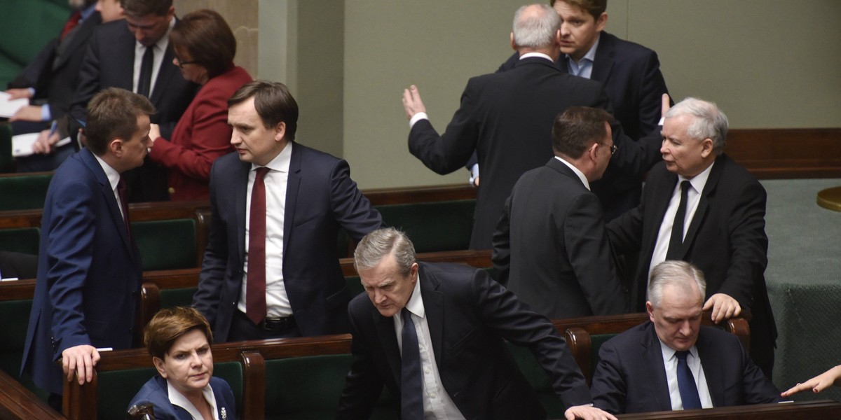 Sąd przeciwko PiS! Będzie śledztwo ws. decyzji rządu