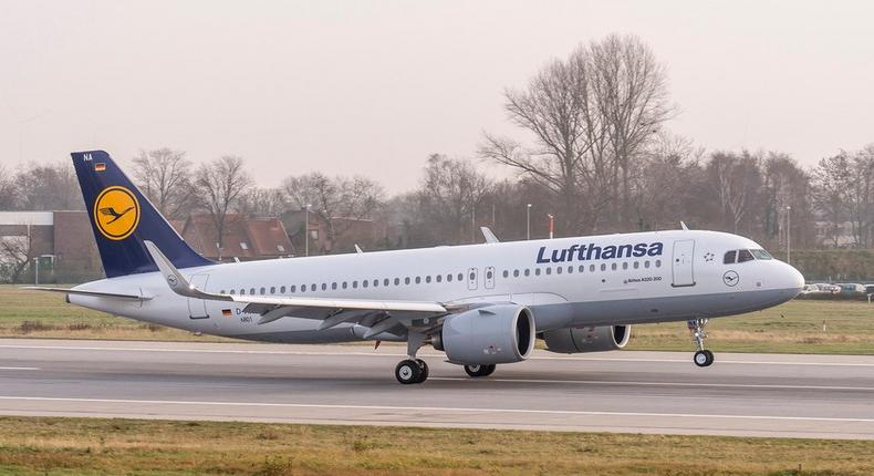 ___4610085___https:______static.pulse.com.gh___webservice___escenic___binary___4610085___2016___1___26___18___lufthansa-airbus-a320neo