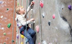 Dzieci w sportach ekstremalnych. Zabawa czy zagrożenie?