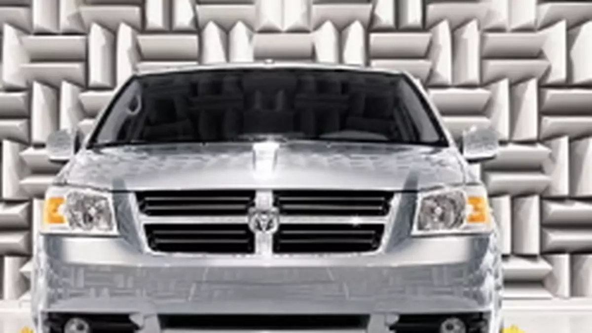 Chrysler: najwyższe oceny w testach zderzeniowych