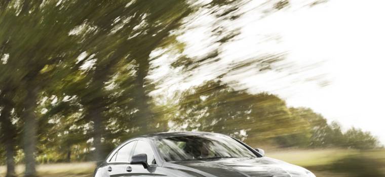 Mercedes CLS 63 AMG - szybszy od Ferrari