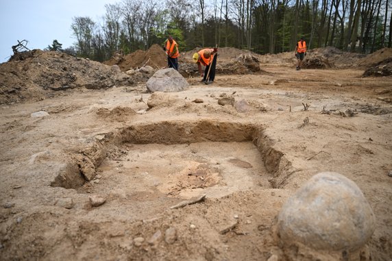 Archeolodzy badają kurhany w Gdyni. Znaleziono groby sprzed tysiącleci