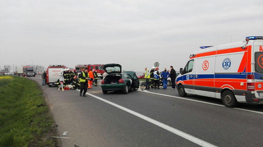 Wypadek na opolskim grzybku. Cztery osoby zostały ranne 