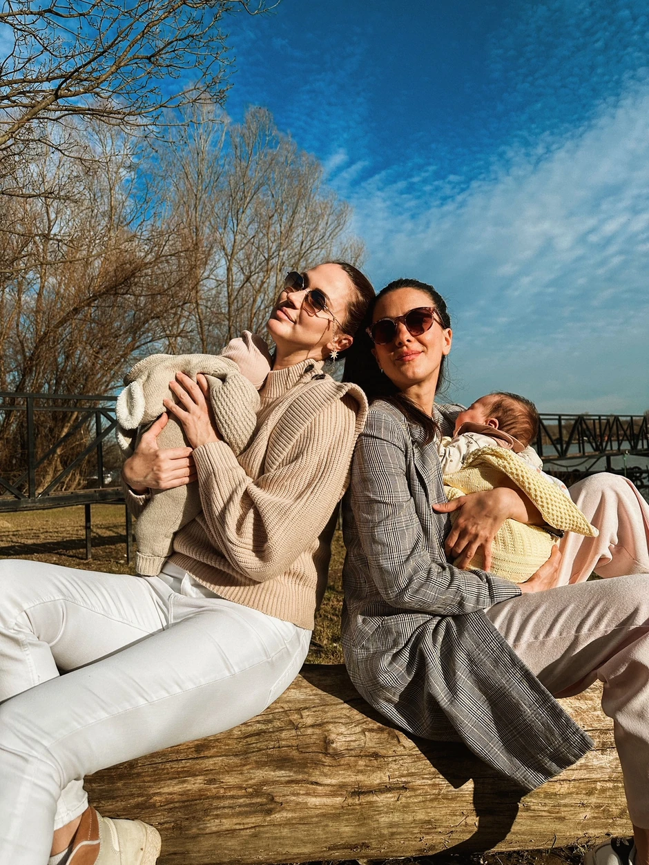 Bojana i Sara privatna arhiva