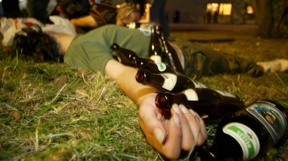 Samo pet odsto građana Srbije potpuno apstinira od alkohola