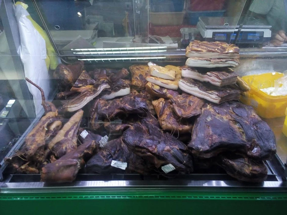 I slanina može da se naruči preko telefona