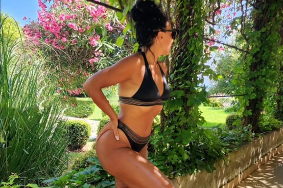 "Maše ti riba iz auta od 300.000 evra, a mi rmbačimo od 9 do 5" Srpkinja predložila mužu da otvore sajt za odrasle: "Šta, ona je budala, a ja sam pametna?"