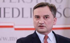 ZMIANY w Kodeksie karnym. Ziobro: Bezwzględne dożywocie i konfiskata auta