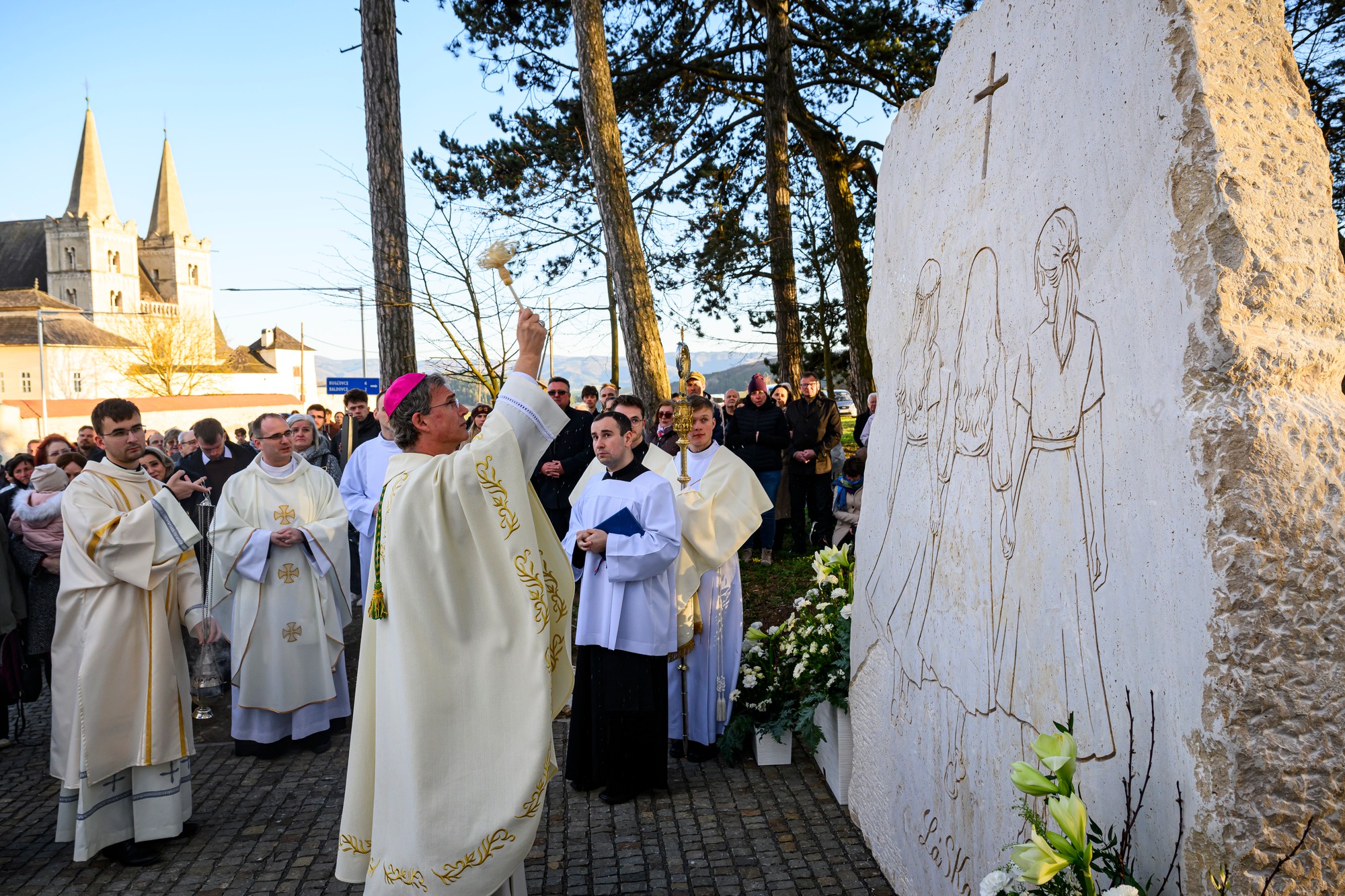 V Spišskej Kapitule odhalili pamätník, ktorý má pripomínať obete tragédie spred dvoch rokov.