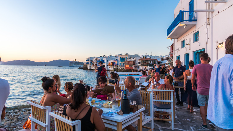 Koronawirus. Grecja otworzy się na zagranicznych turystów 1 lipca