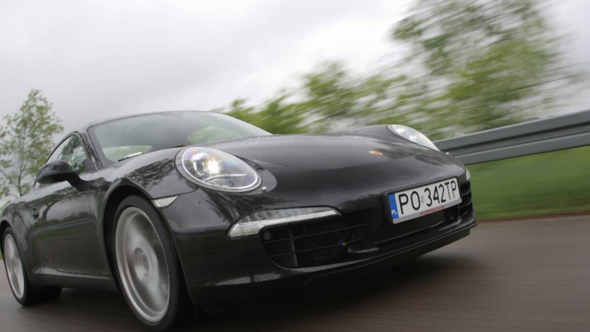 Porsche 911 Carrera S: emocje w standardzie