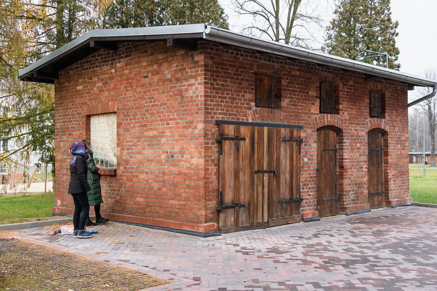 Rewitalizacja Czułowa: ważne słowa wyryte w cegłach  - 27.11.2022 - autor: Miejskie Centrum Kultury w Tychach