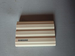 Samsung T7 Shield. Doskonały dysk dla fotografów [TESTUJEMY]