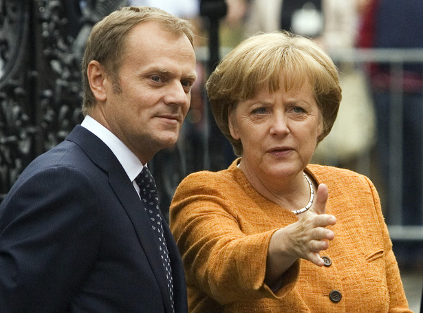 Tusk dogadał się z Merkel w sprawie kryzysu