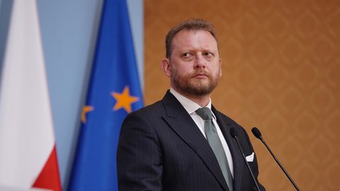 Rodzina ministra Łukasza Szumowskiego prowadzi przedsięwzięcia oparte na państwowych dotacjach. W kwietniu zainwestowała w nowe, które dwa tygodnie później dostało milion złotych dotacji.