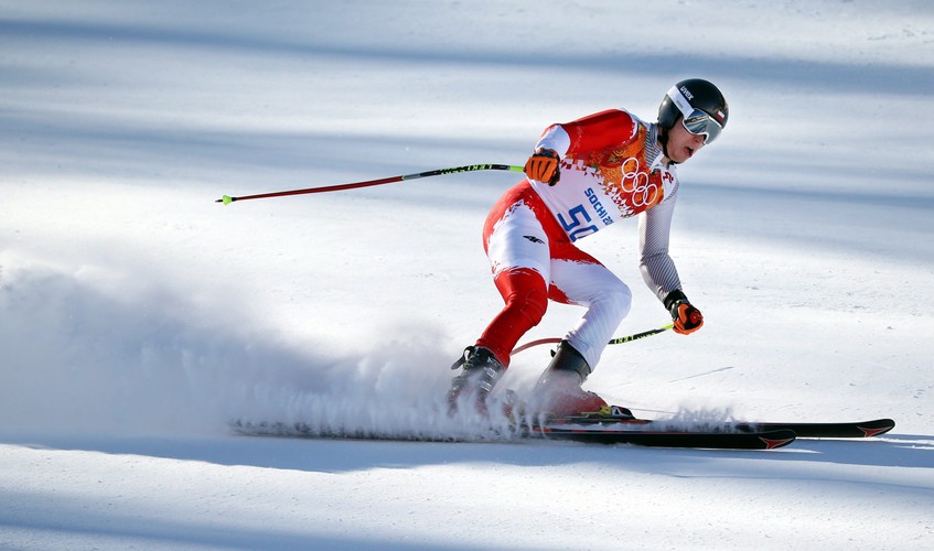 Sandro Viletta zdobył złoty medal igrzysk olimpijskich w Soczi w alpejskiej superkombinacji.
Szwajcar po zjeździe zajmował 14. pozycję, ale dzięki drugiemu czasowi w slalomie wygrał tę konkurencję.
Wicemistrzem olimpijskim został Chorwat Ivica Kostelic, a brązowy medal zdobył Włoch Christof Innerhofer.
<b>Maciej Bydliński</b> po zjeździe zajmował 35. pozycję. Drugiej konkurencji (slalomu) Bydliński nie ukończył.

Kjetil Jansrud zdobył tytuł mistrza olimpijskiego w supergigancie. Norweg wyprzedził o 30 setnych sekundy Amerykanina Andrew Weibrechta oraz o 53 setne Kanadyjczyka Jana Hudeca i Amerykanina Bode Millera, którzy mięli taki sam czas i zdobyli brązowe medale.
Jedyny Polak startujący w tej konkurencji - <b>Maciej Bydliński</b> stracił do zwycięzcy 4 sekundy i 37 setnych i był 39.
W zawodach wzięło udział 63 alpejczyków.