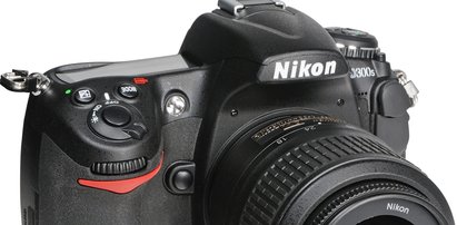 Nikon w Biedronce. Promocje na święta