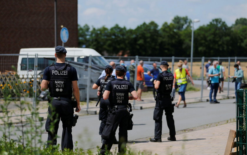 900 Polaków utknęło w największym ognisku koronawirusa w Niemczech