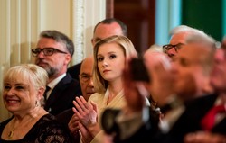 Kinga Duda chce uciąć spekulacje. W niedzielę będzie stała u boku ojca