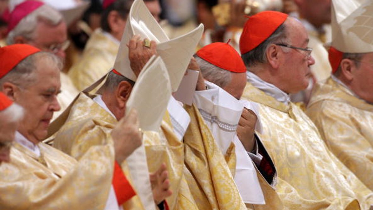 - Przyjmujcie więc charyzmaty z wdzięcznością dla uświęcenia Kościoła i żywotności apostolstwa! - zachęcał Benedykt XVI nowych biskupów z całego świata podczas kursu w Watykanie.