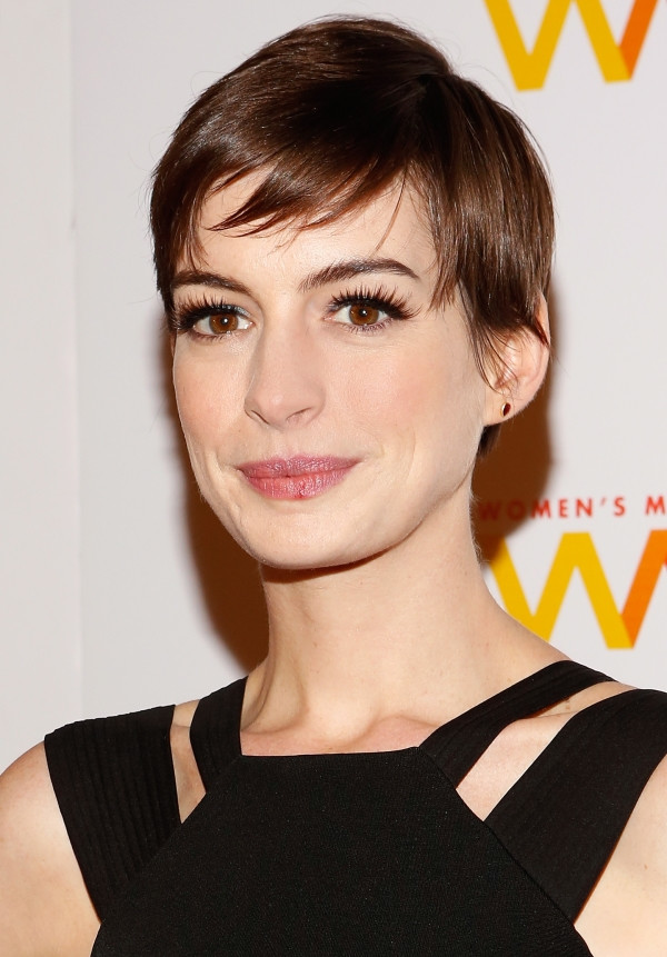 Anne Hathaway schudła 12 kilogramów. "Nie mogłam spać z głodu"