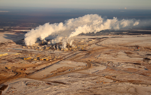 Tak wygląda teren w prowincji Alberta (Kanada) po wydobyciu piasków bitumicznych