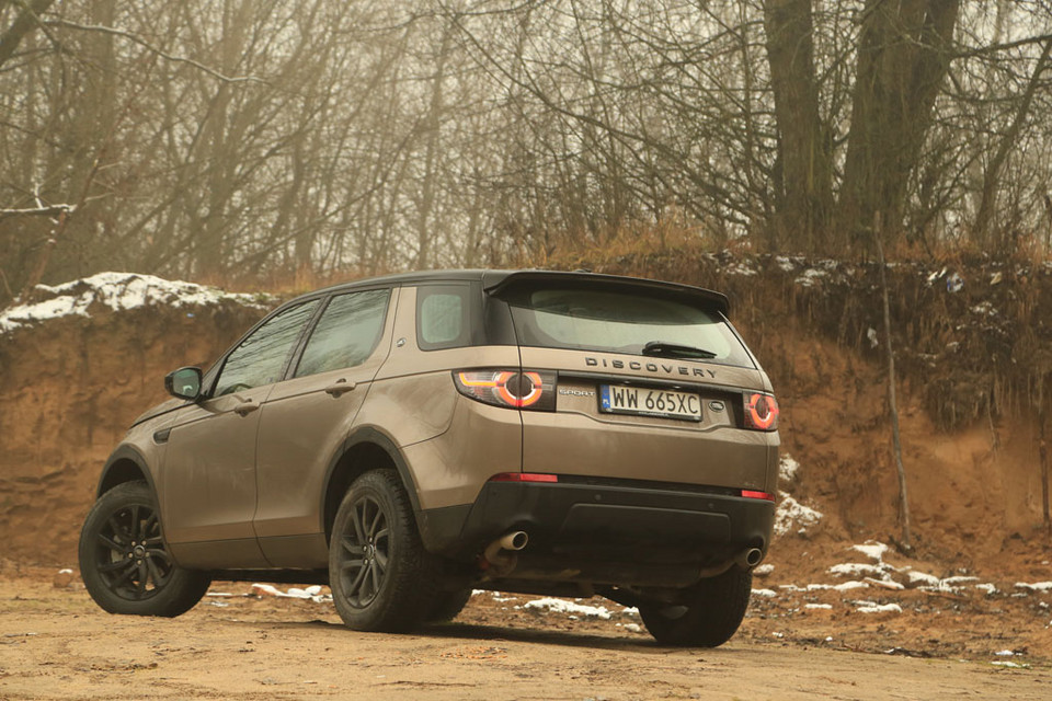 Land Rover Discovery Sport jakie czasy taka „Dyskoteka”