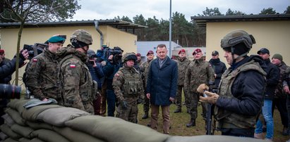 "Trenuj z wojskiem". Ruszyła druga edycja akcji MON-u. Minister zaprasza na grochówkę