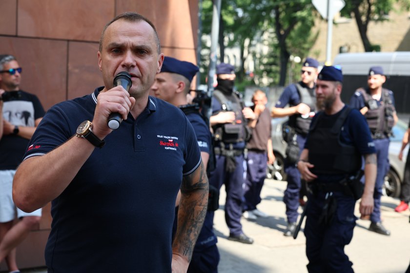 Rafał Jedwabny przemawiał dziś w imieniu protestujących związkowców