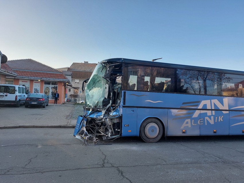 Sudar autobusa u Zemunu