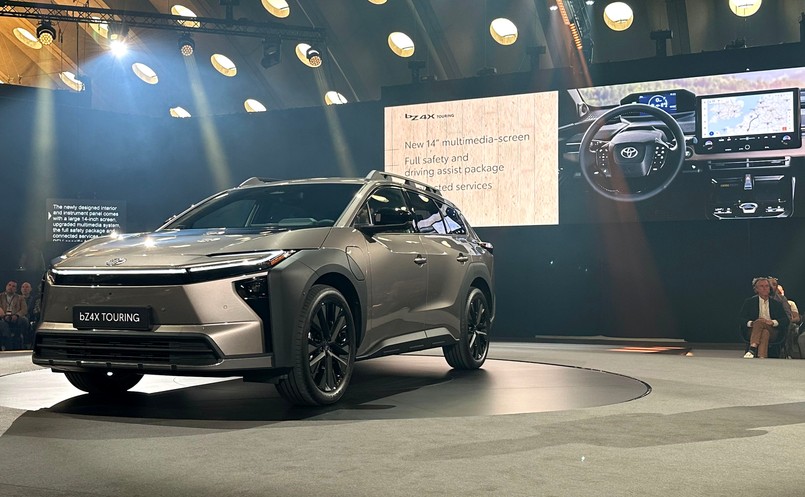 600 l bagażnika i 308 KM. Oto japońska rakieta dla dużej rodziny