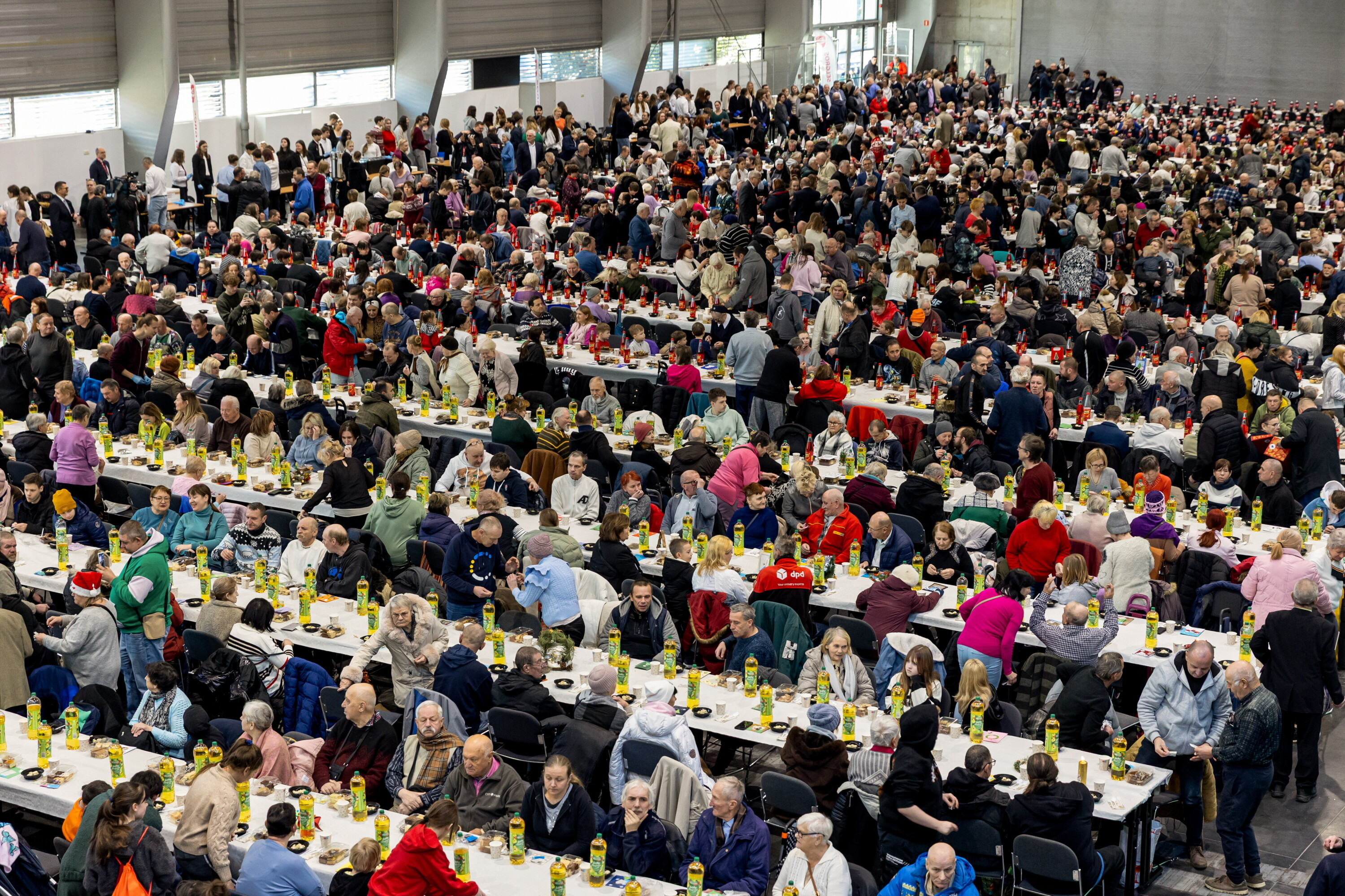 Największa wigilia dla potrzebujących w Polsce: 1300 osób przy stole