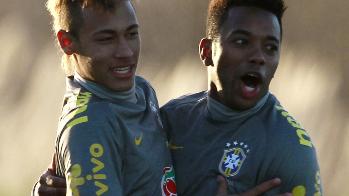 Prezydent Santosu, Luis Alvaro de Oliveira Ribeiro potwierdził, że pięć europejskich klubów jest zdecydowanych na zapłacenie klauzuli odstępnego zapisanej w umowie Neymara. 19-letni napastnik może opuścić obecny zespół za 45 milionów euro.