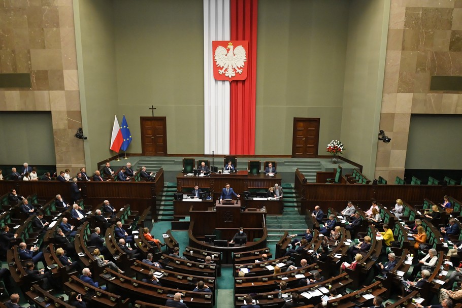 Uchwalona przez Sejm tzw. Tarcza antykryzysowa 4.0 trafi teraz pod obrady Senatu