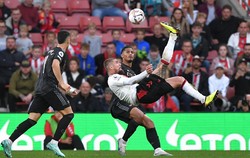 Szturm "Kanonierów" na bramkę "Świętych" ze skromnym efektem. Pierwszy remis Arsenalu