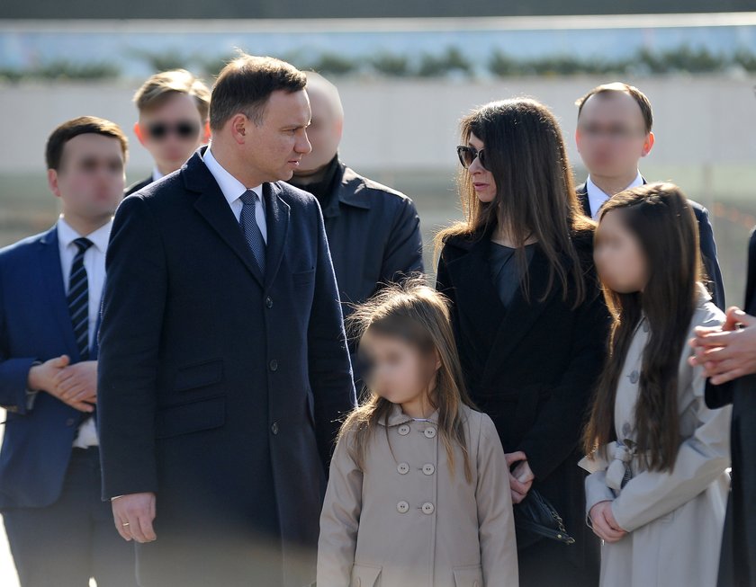 Marta Kaczyńska z dziećmi i Andrzejem Dudą