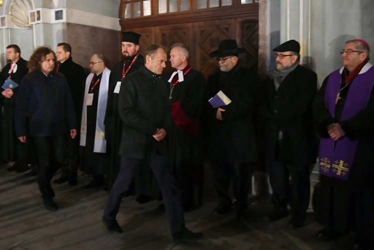 Przewodniczący KOD Pomorze Radomir Szumełda powiedział, że początkowo miał to być wiec 