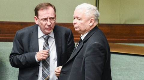 Rząd pracuje nad nowym narzędziem, które pozwoli zbierać informacje o kontach bankowych Polaków. Dane mają trafić do fiskusa, CBA, ABW, a nawet Straży Granicznej i Żandarmerii Wojskowej.