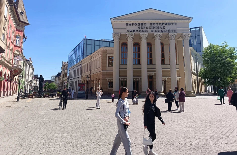 U centru Subotice nalazi se novoizgrađeno Narodno pozorište