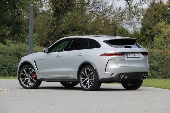 Jaguar F-Pace SVR (2021)