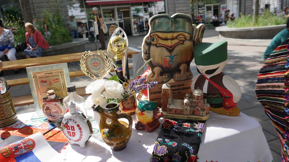 KSD Bambi rukotvorine i pehari