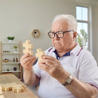 Alzheimer-kór: az idegsejtpusztulás és a cukoranyagcsere-zavar összefügghet