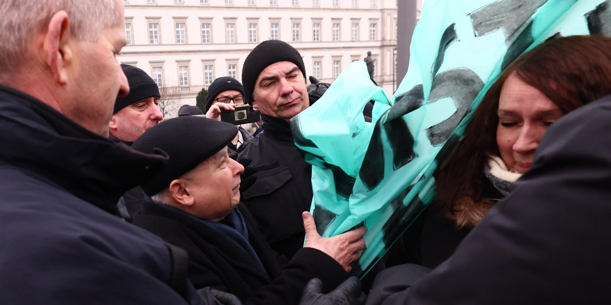 Jarosławowi Kaczyńskiemu puściły nerwy. 