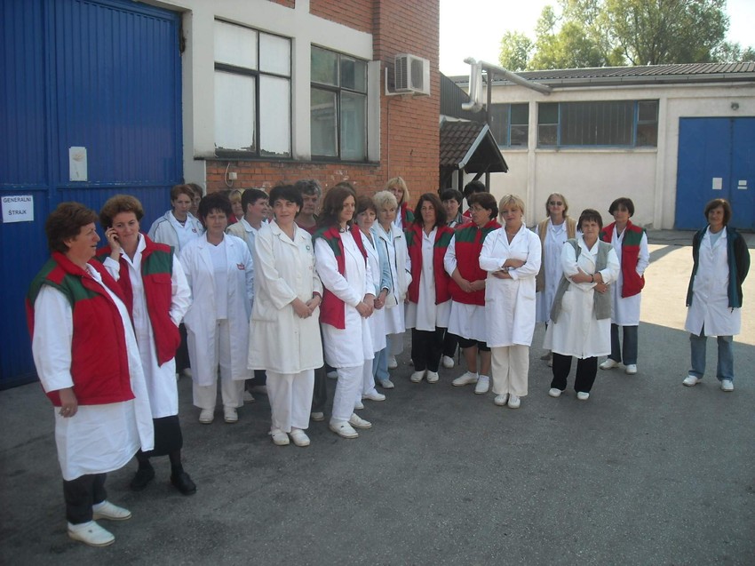 Znamo da ova fabrika donosi veliki novac, ali gde i na koji način on odlazi - ne znamo, kažu zaposleni u čipsari