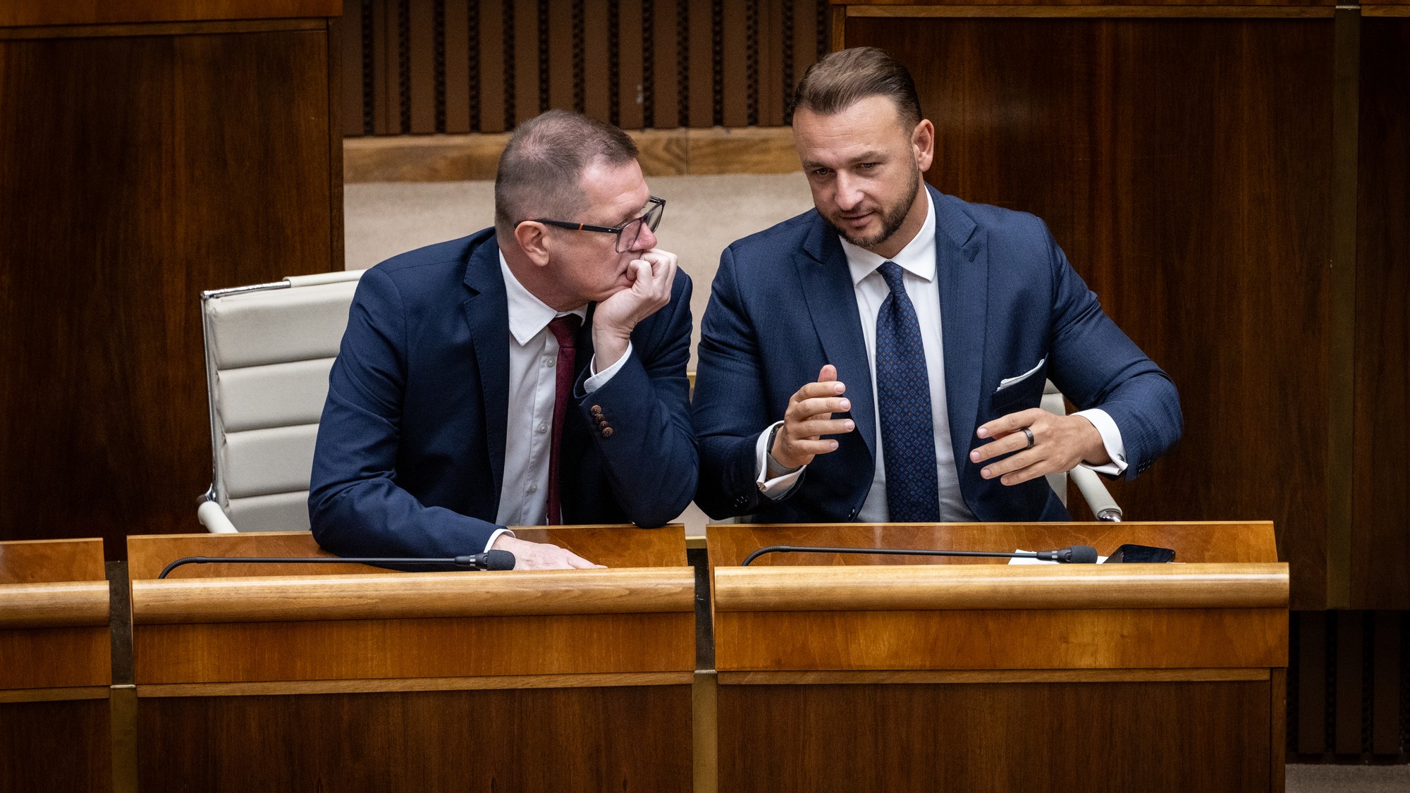 Vľavo Peter Kmec, vpravo Matúš Šutaj Eštok