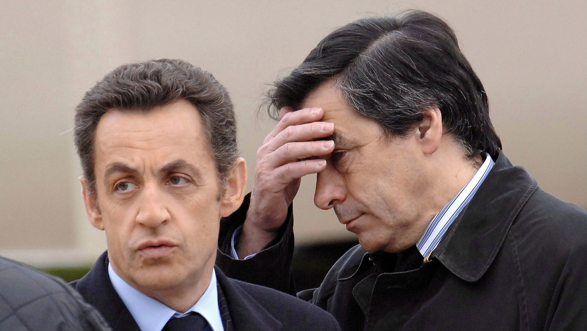 Prezydent Francji Nicolas Sarkozy ponownie powołał w niedzielę na stanowisko premiera Francois Fillona, który dzień wcześniej oficjalnie podał się do dymisji - poinformował w komunikacie Pałac Elizejski. Wkrótce oczekiwana jest rekonstrukcja rządu.