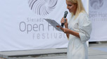 Joanna Horodyńska cała na biało na Open Hair Festival 2017