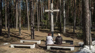 "Ma pan milczeć, pułkowniku". Amerykanin w Katyniu