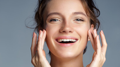 Íme 5 szakértői tanács, hogy megőrizzük arcbőrünk szépségét